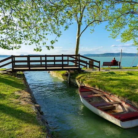 In - Balaton 19144 Apartment Balatonlelle