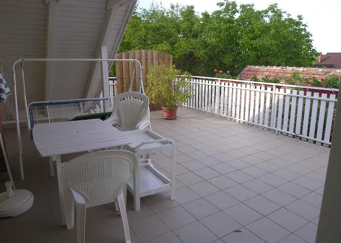 In - Balaton 19144 Balatonlelle